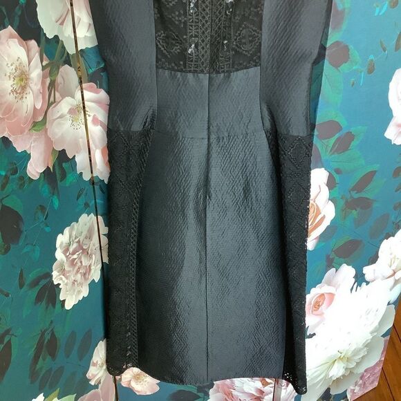 BCBGMAXAZRIA Runway Dress - Picture 6 of 6